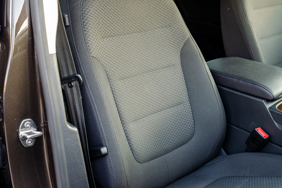 Продам Volkswagen Touareg 3.0TDI LIFE 2015 года в Киеве