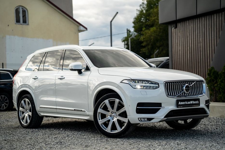 Продам Volvo XC90 T6 AWD Inscription 2015 года в Черновцах