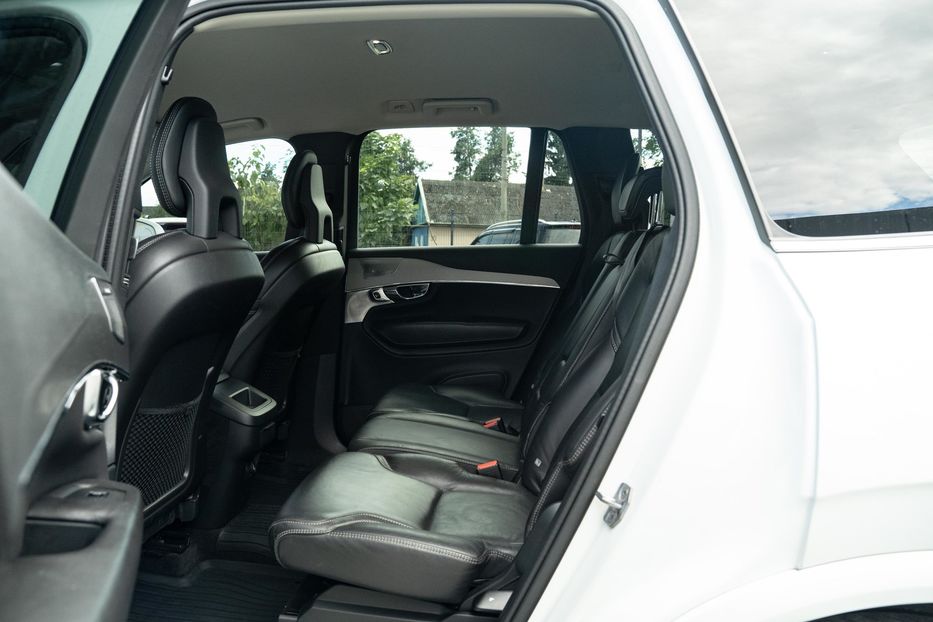 Продам Volvo XC90 T6 AWD Inscription 2015 года в Черновцах