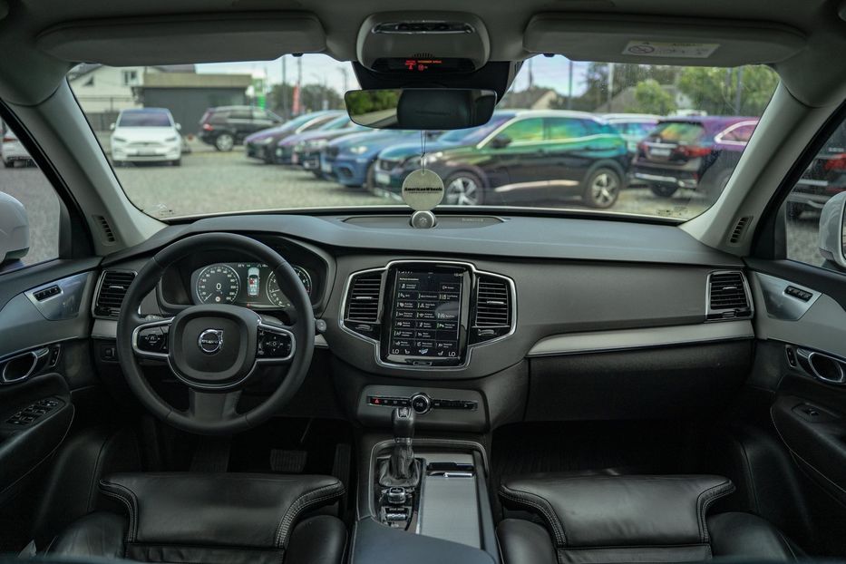 Продам Volvo XC90 T6 AWD Inscription 2015 года в Черновцах