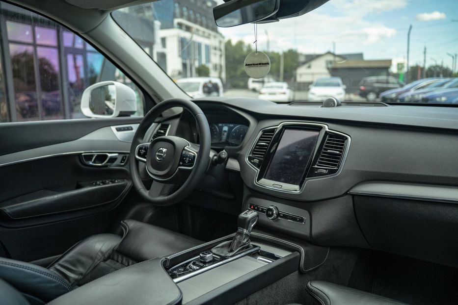 Продам Volvo XC90 T6 AWD Inscription 2015 года в Черновцах