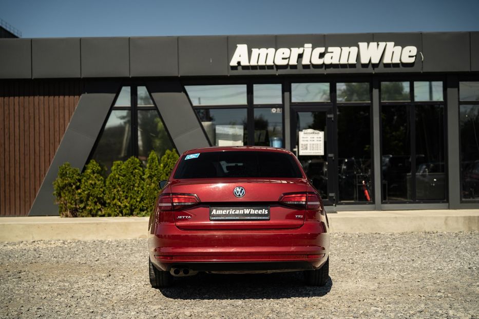 Продам Volkswagen Jetta S 2016 года в Черновцах