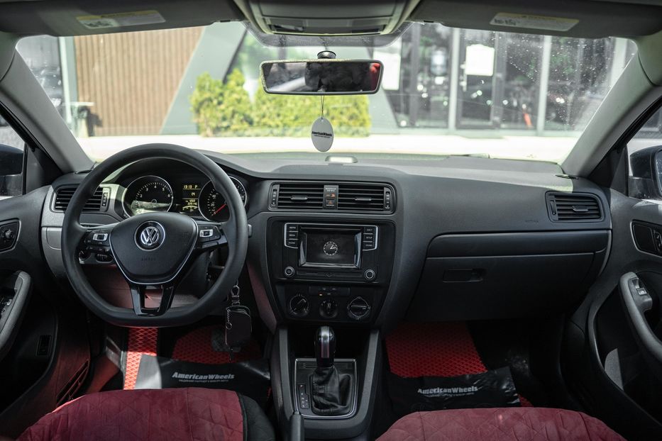 Продам Volkswagen Jetta S 2016 года в Черновцах