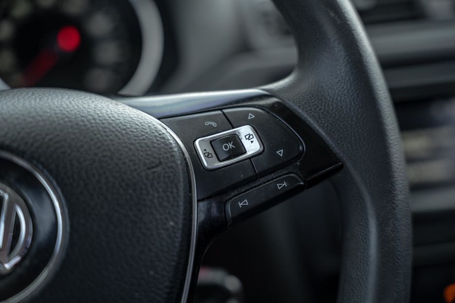 Продам Volkswagen Jetta S 2016 года в Черновцах