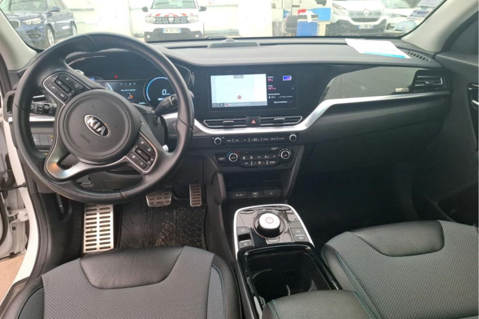 Продам Kia Niro 64 кв авто в дорозі  2021 года в Львове