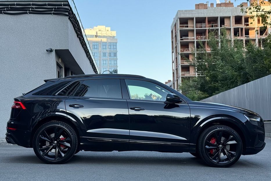 Продам Audi Q8 50 TDI 2019 года в Киеве