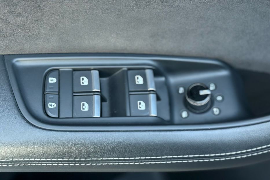 Продам Audi Q8 50 TDI 2019 года в Киеве