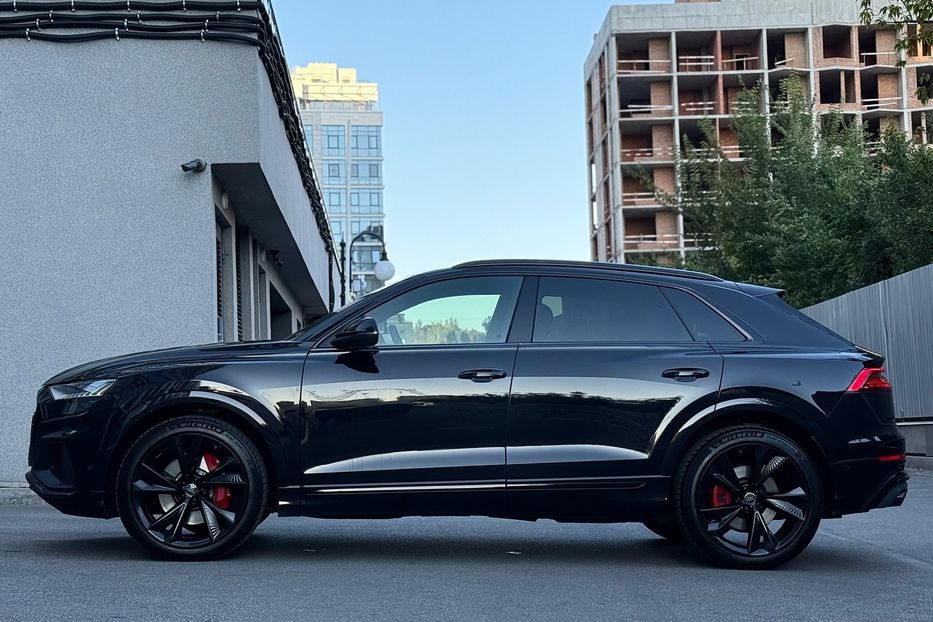 Продам Audi Q8 50 TDI 2019 года в Киеве