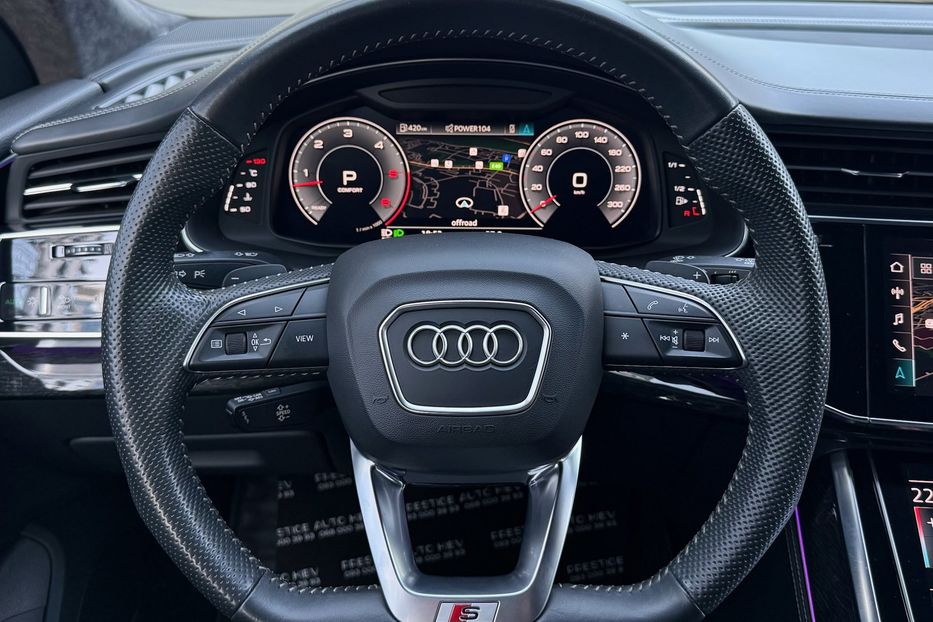Продам Audi Q8 50 TDI 2019 года в Киеве