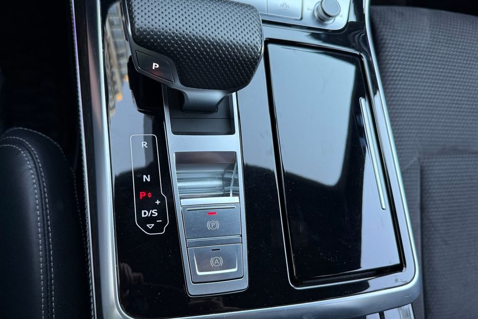 Продам Audi Q8 50 TDI 2019 года в Киеве