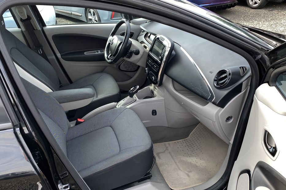 Продам Renault Zoe 2015 года в Луцке