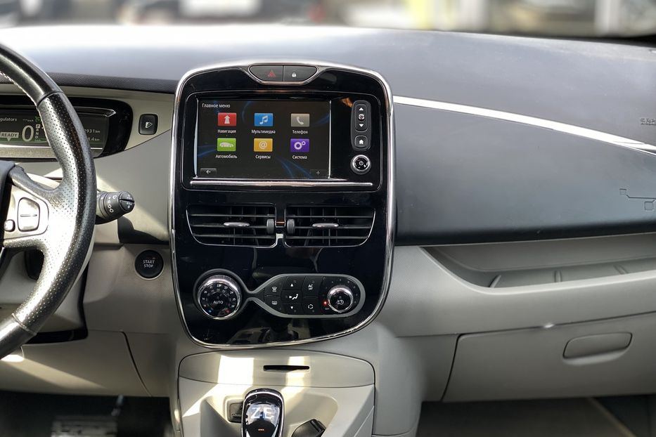 Продам Renault Zoe 2015 года в Луцке