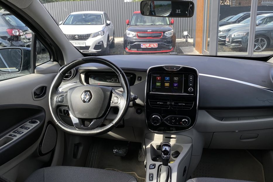 Продам Renault Zoe 2015 года в Луцке