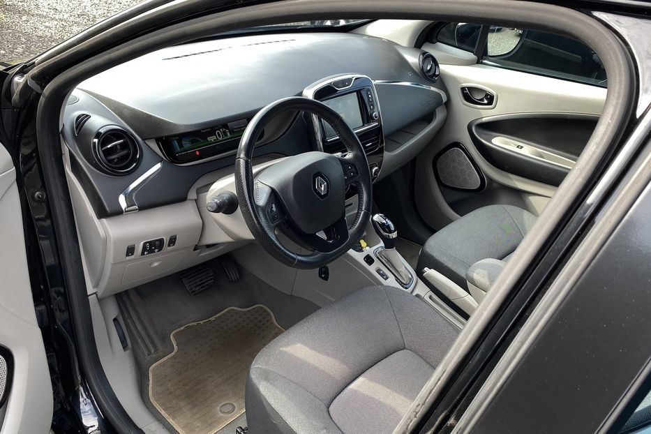 Продам Renault Zoe 2015 года в Луцке