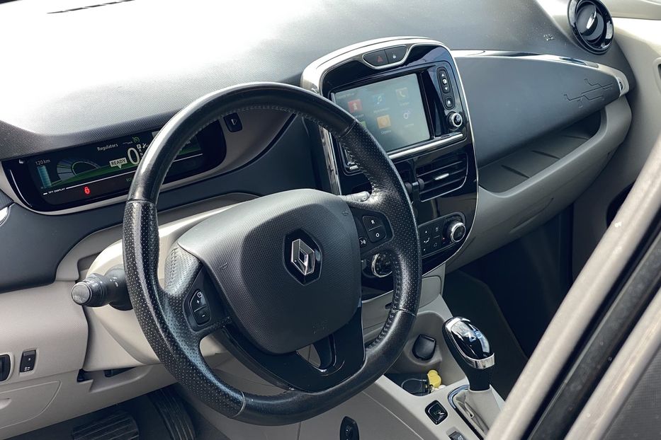 Продам Renault Zoe 2015 года в Луцке