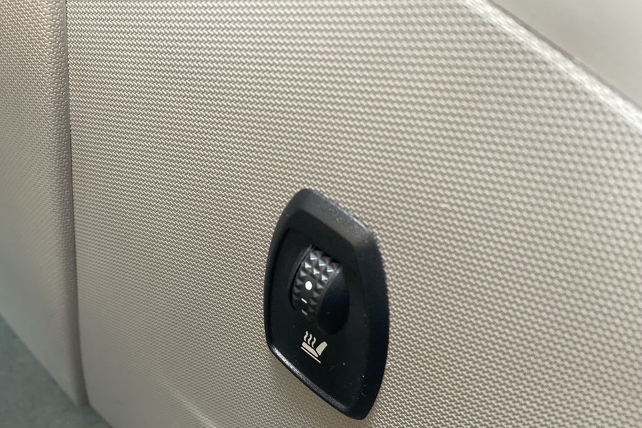 Продам Renault Zoe 2015 года в Луцке