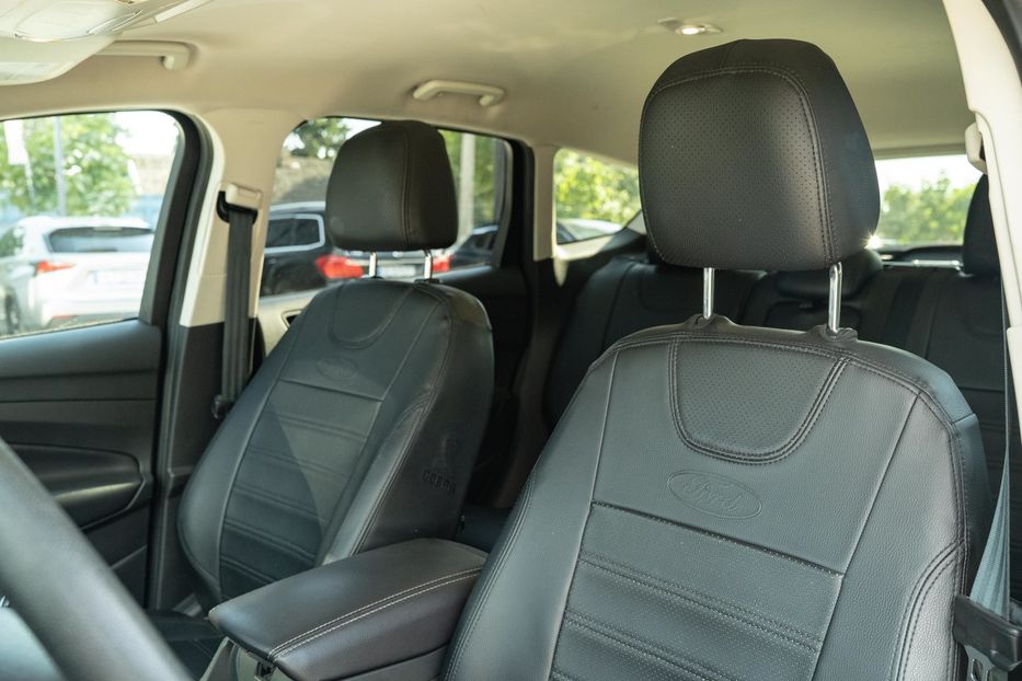 Продам Ford Escape 2016 года в Черновцах