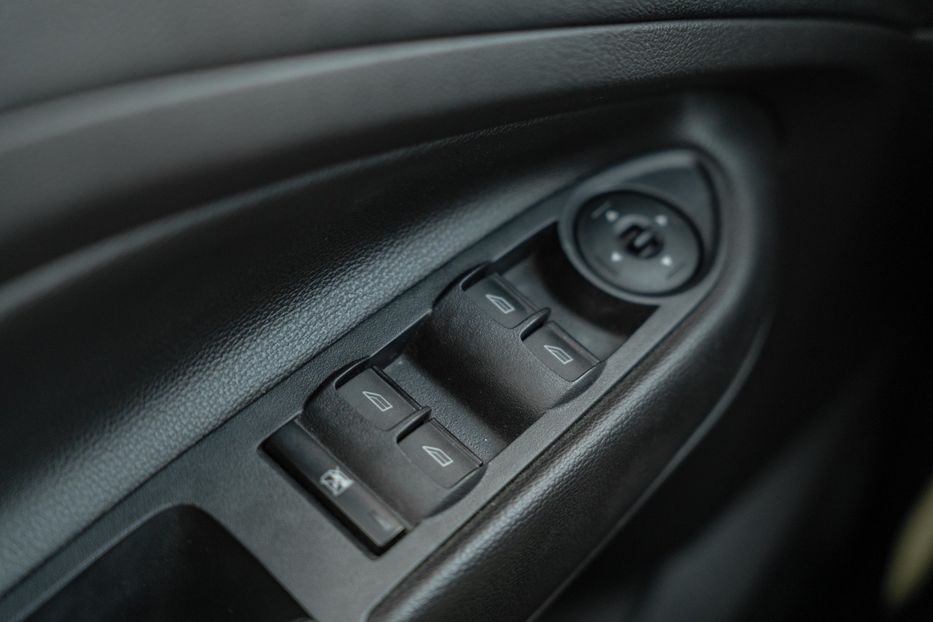 Продам Ford Escape 2016 года в Черновцах