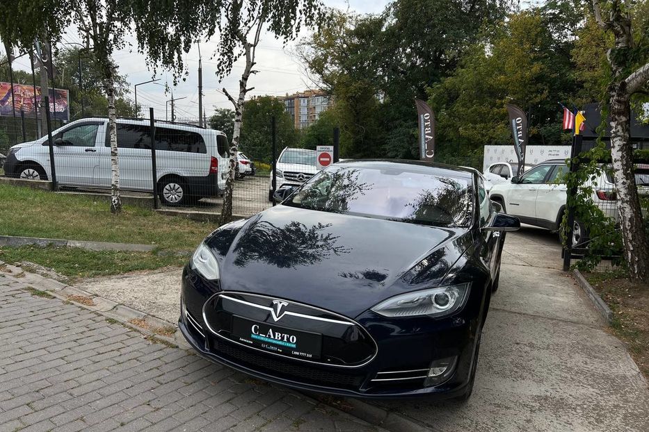 Продам Tesla Model S 2014 года в Черновцах