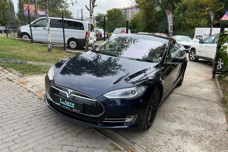Продам Tesla Model S 2014 года в Черновцах