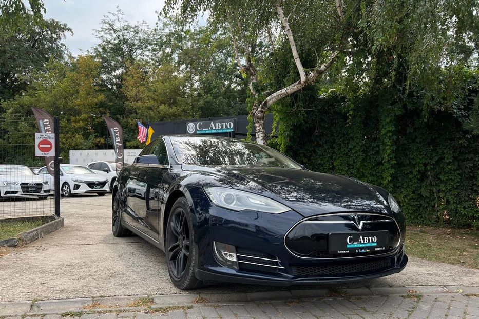 Продам Tesla Model S 2014 года в Черновцах