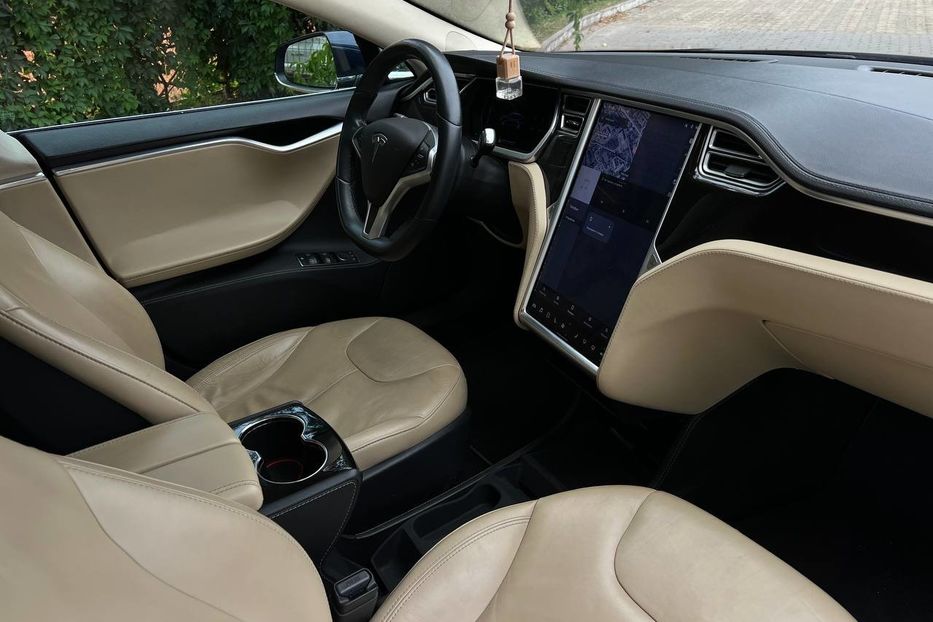Продам Tesla Model S 2014 года в Черновцах