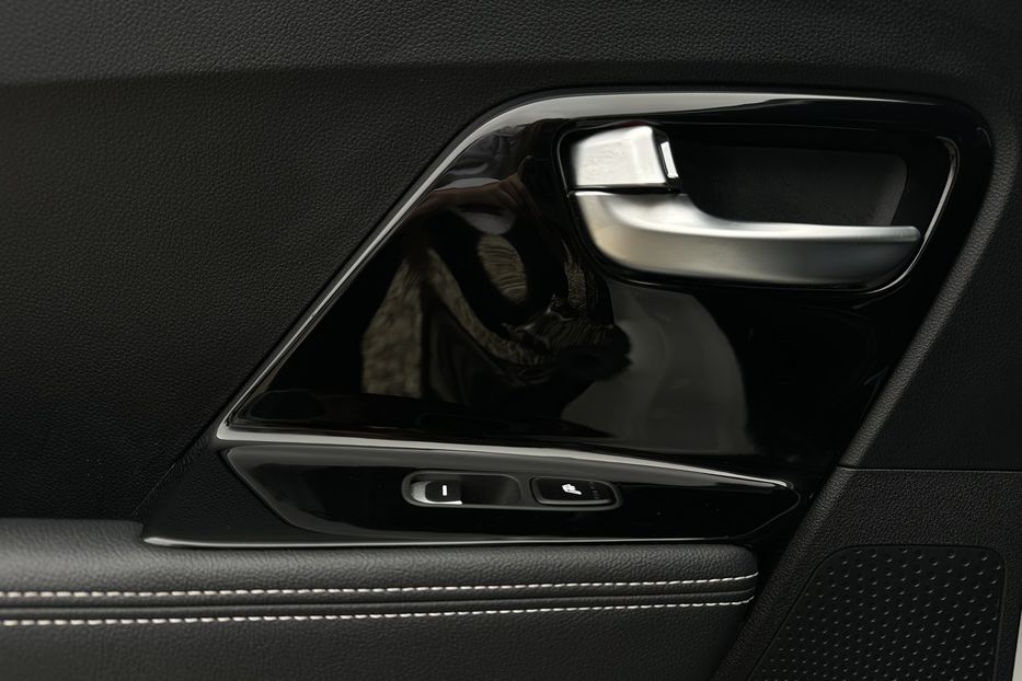 Продам Kia Niro 64 кВт Макс. комплектектація 2020 года в Львове