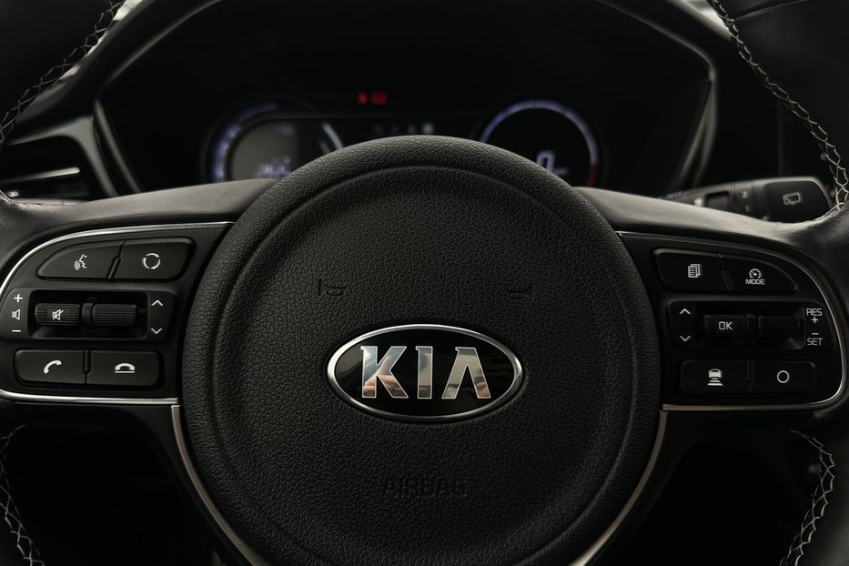 Продам Kia Niro 64 кВт Макс. комплектектація 2020 года в Львове