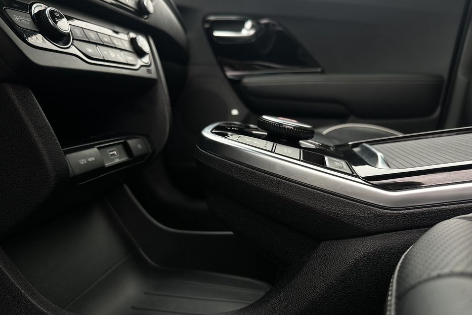 Продам Kia Niro 64 кВт Макс. комплектектація 2020 года в Львове
