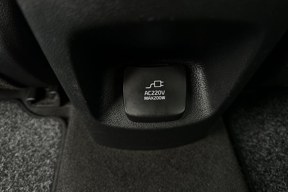 Продам Kia Niro 64 кВт Макс. комплектектація 2020 года в Львове