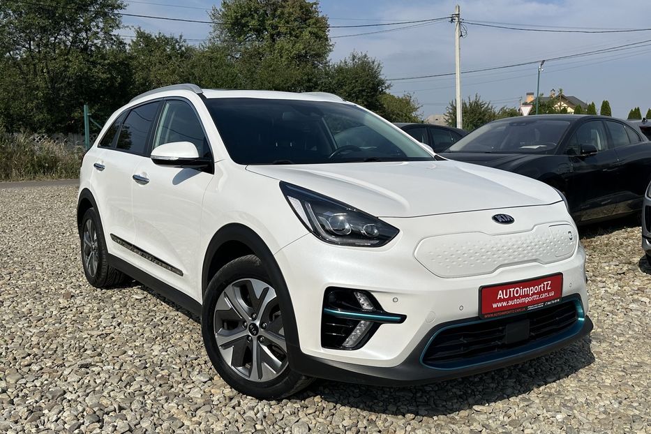 Продам Kia Niro 64 кВт Макс. комплектектація 2020 года в Львове