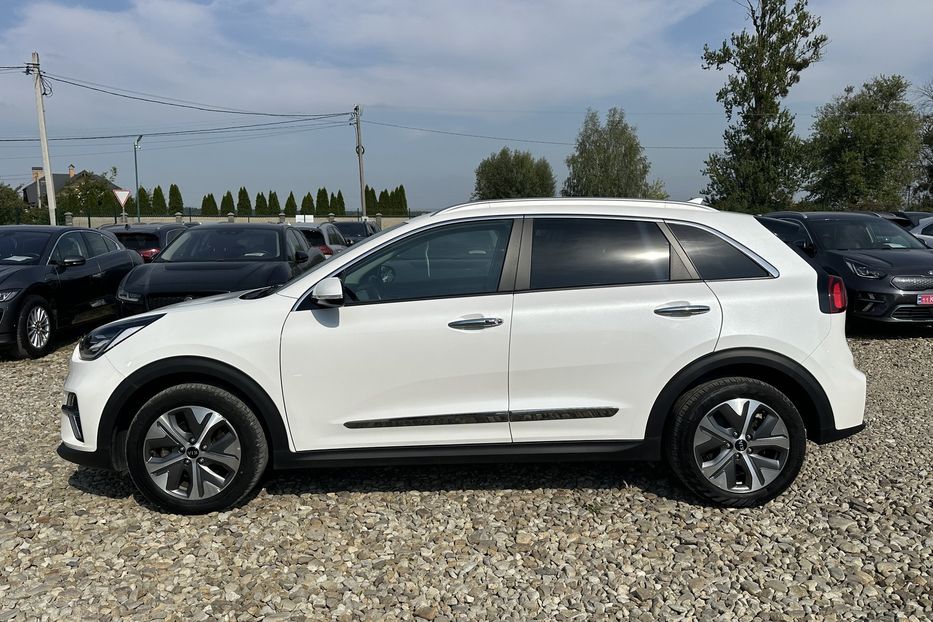 Продам Kia Niro 64 кВт Макс. комплектектація 2020 года в Львове