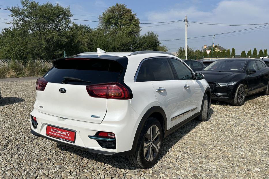 Продам Kia Niro 64 кВт Макс. комплектектація 2020 года в Львове