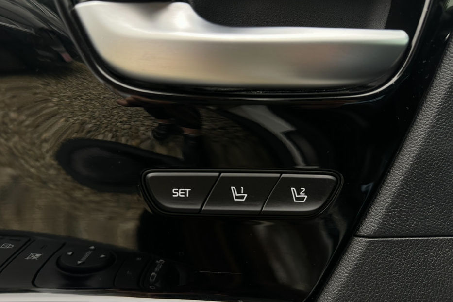 Продам Kia Niro 64 кВт Макс. комплектектація 2020 года в Львове
