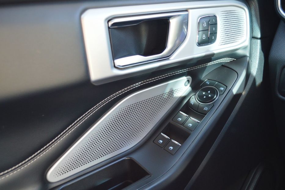 Продам Ford Explorer ST 2019 года в Одессе
