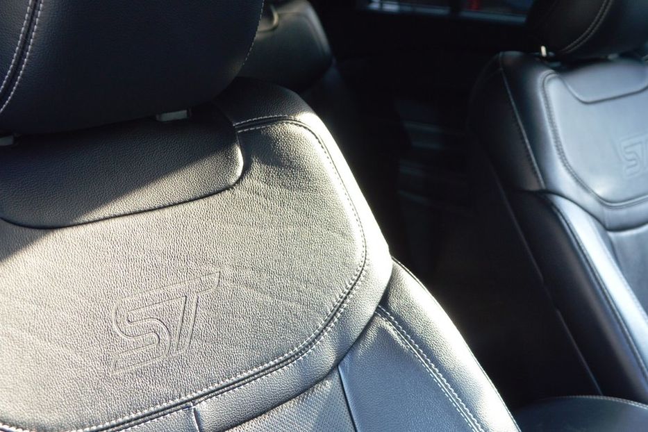 Продам Ford Explorer ST 2019 года в Одессе