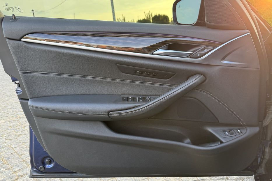 Продам BMW 530 iPerformance (Plug-in Hybrid) 2019 года в Львове