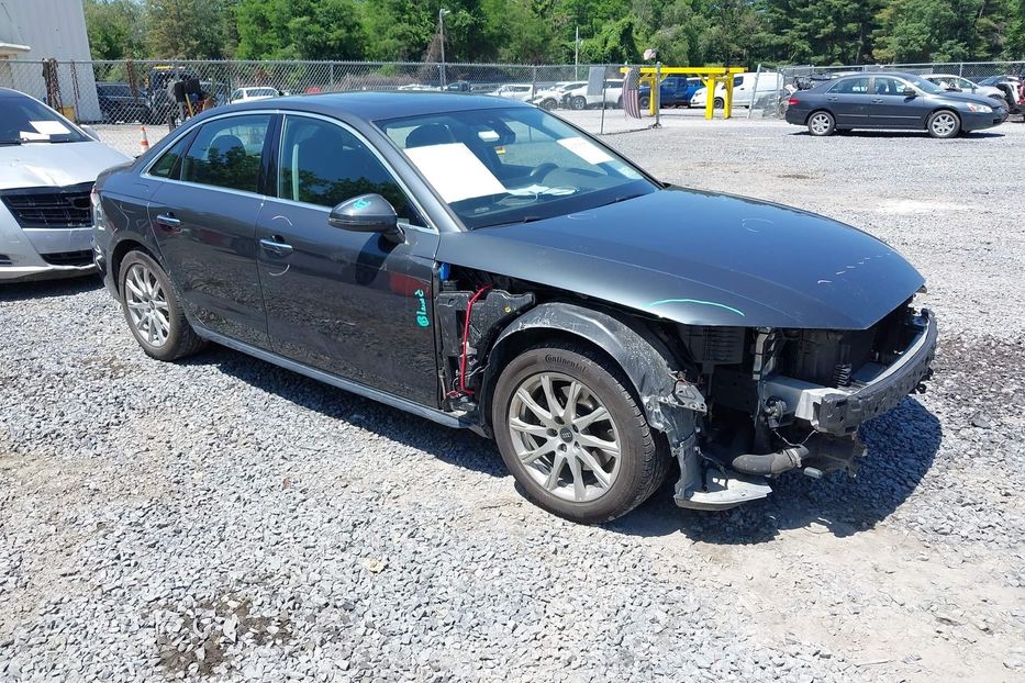 Продам Audi A4 40TFSI 2022 года в Одессе