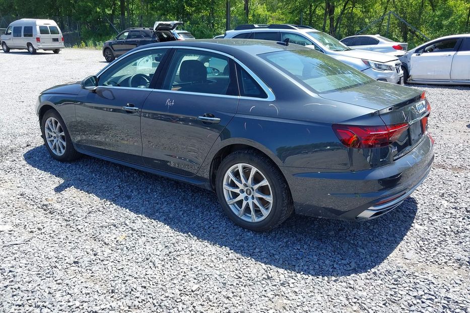 Продам Audi A4 40TFSI 2022 года в Одессе