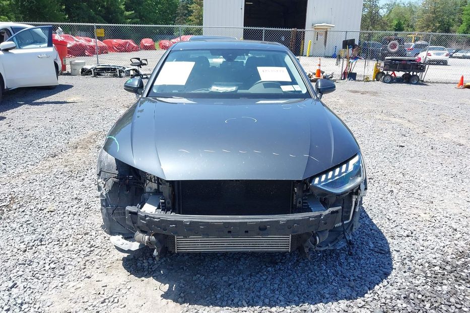 Продам Audi A4 40TFSI 2022 года в Одессе