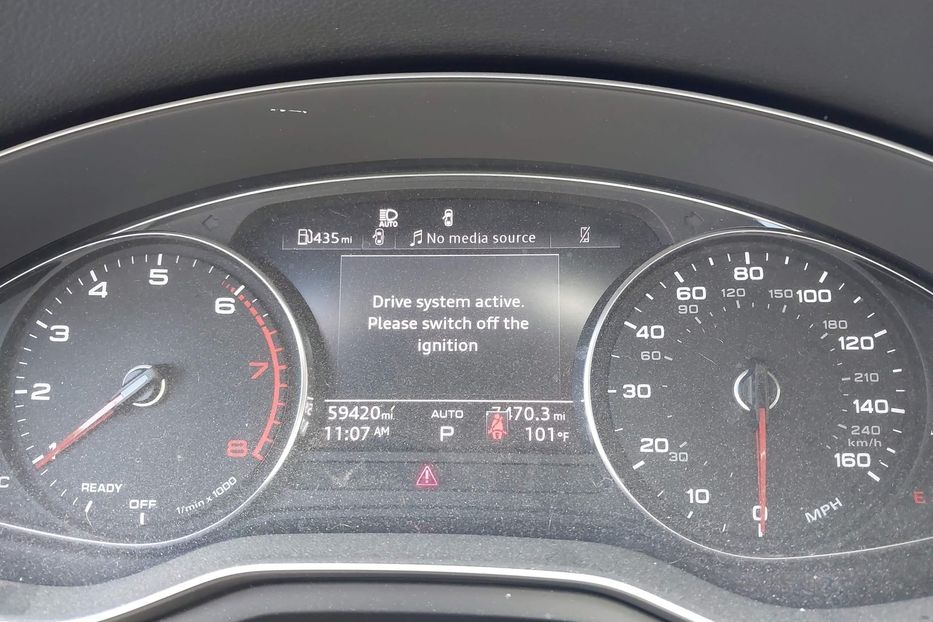 Продам Audi A4 40TFSI 2022 года в Одессе