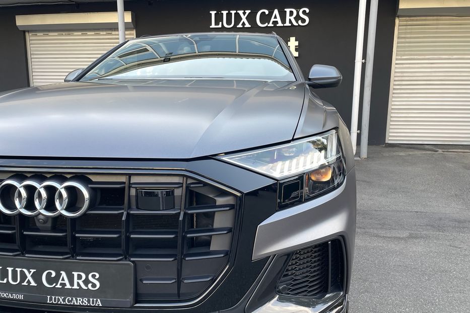 Продам Audi Q8 55 TFSI S-line 2019 года в Киеве