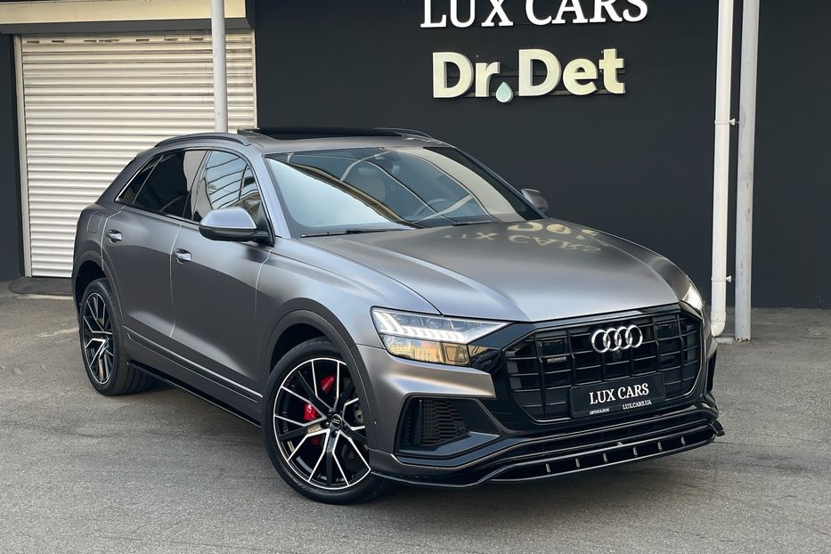 Продам Audi Q8 55 TFSI S-line 2019 года в Киеве