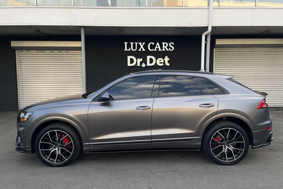 Продам Audi Q8 55 TFSI S-line 2019 года в Киеве