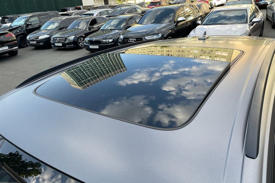 Продам Audi Q8 55 TFSI S-line 2019 года в Киеве
