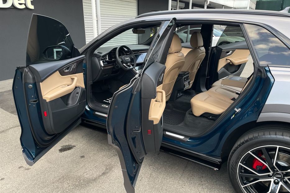 Продам Audi Q8 55 TFSI S-line 2019 года в Киеве