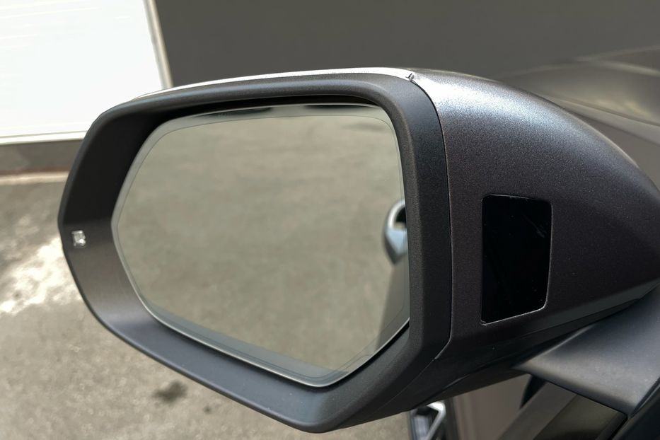 Продам Audi Q8 55 TFSI S-line 2019 года в Киеве