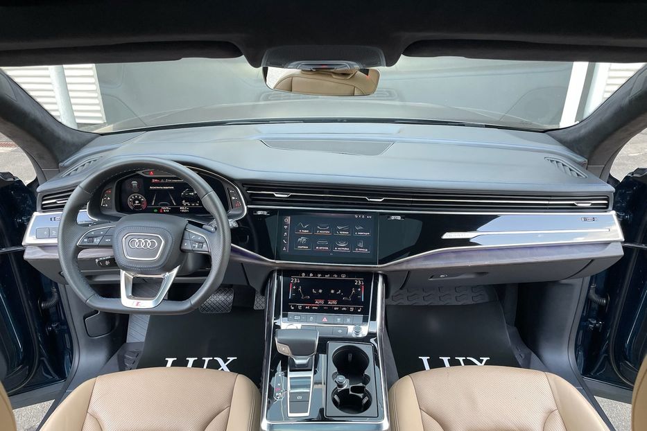 Продам Audi Q8 55 TFSI S-line 2019 года в Киеве