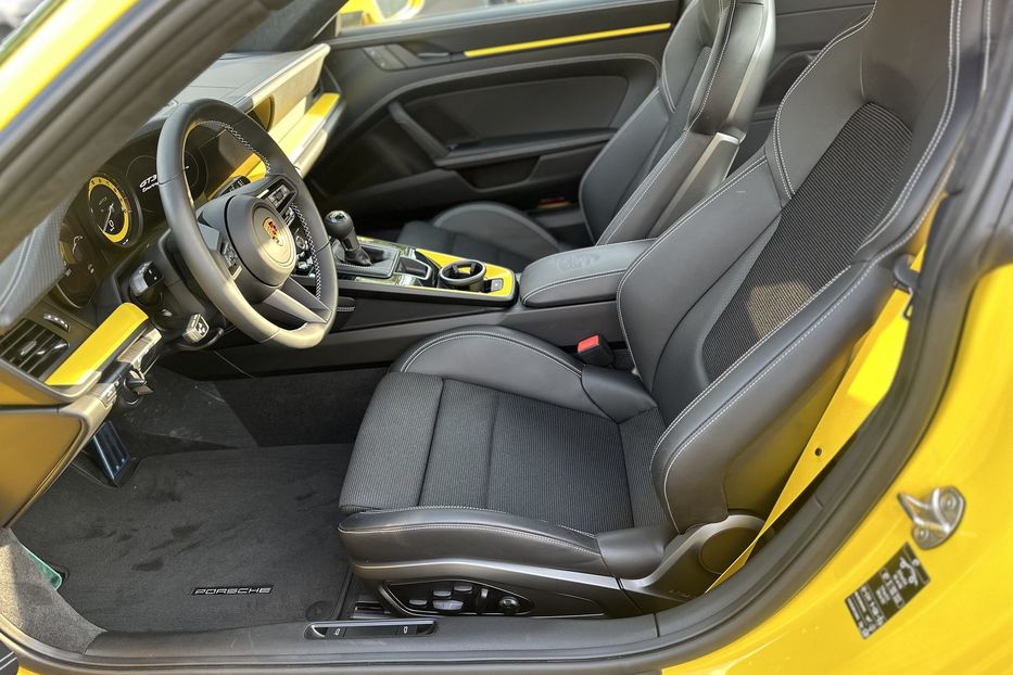 Продам Porsche 911 GT3 Touring 2022 года в Киеве