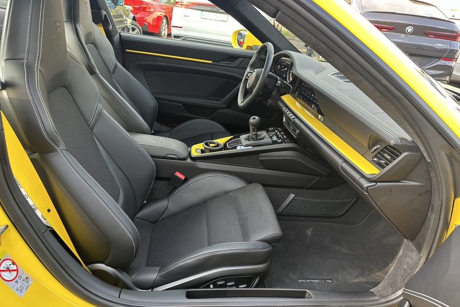 Продам Porsche 911 GT3 Touring 2022 года в Киеве